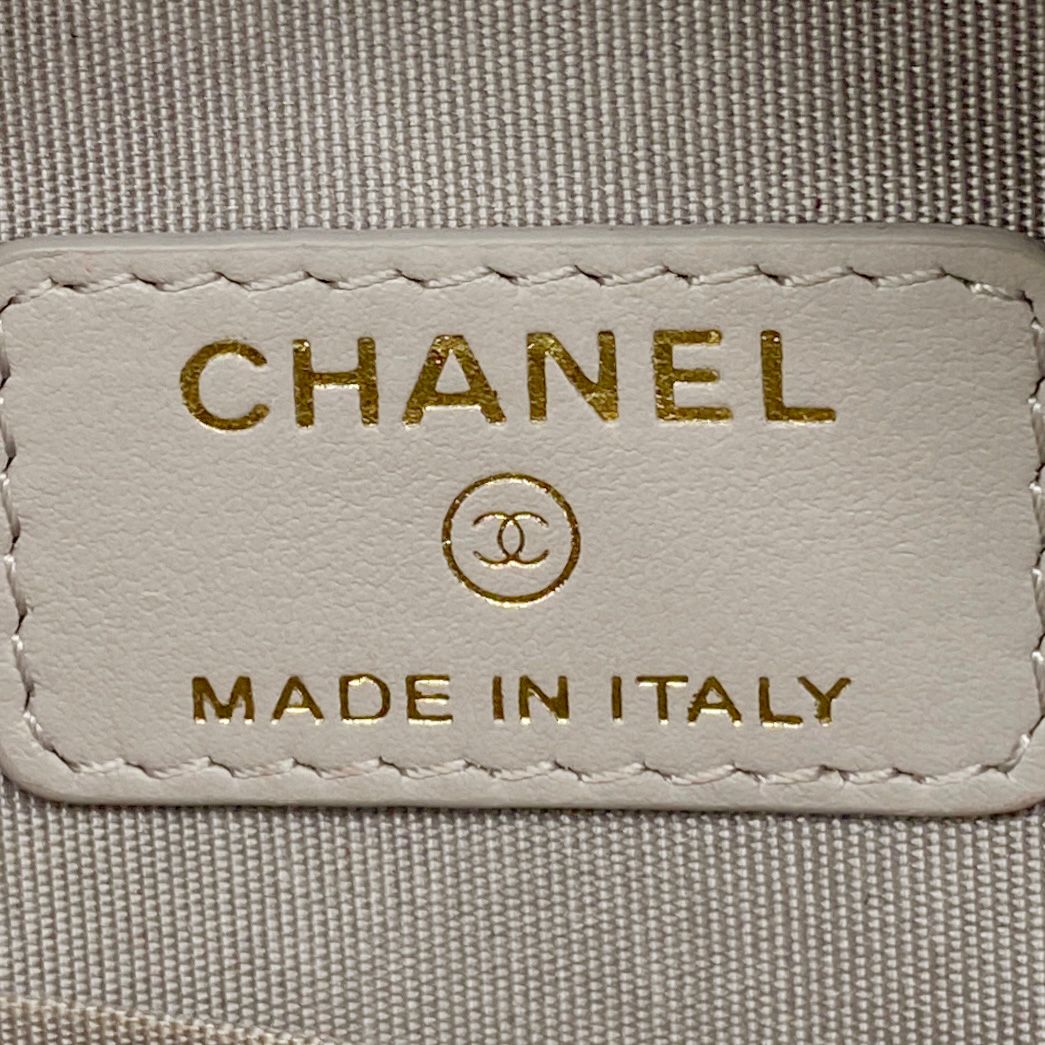 Chanel Shoulder Bag Chanel 19 Lambskin Gray Gold Silver — view 5