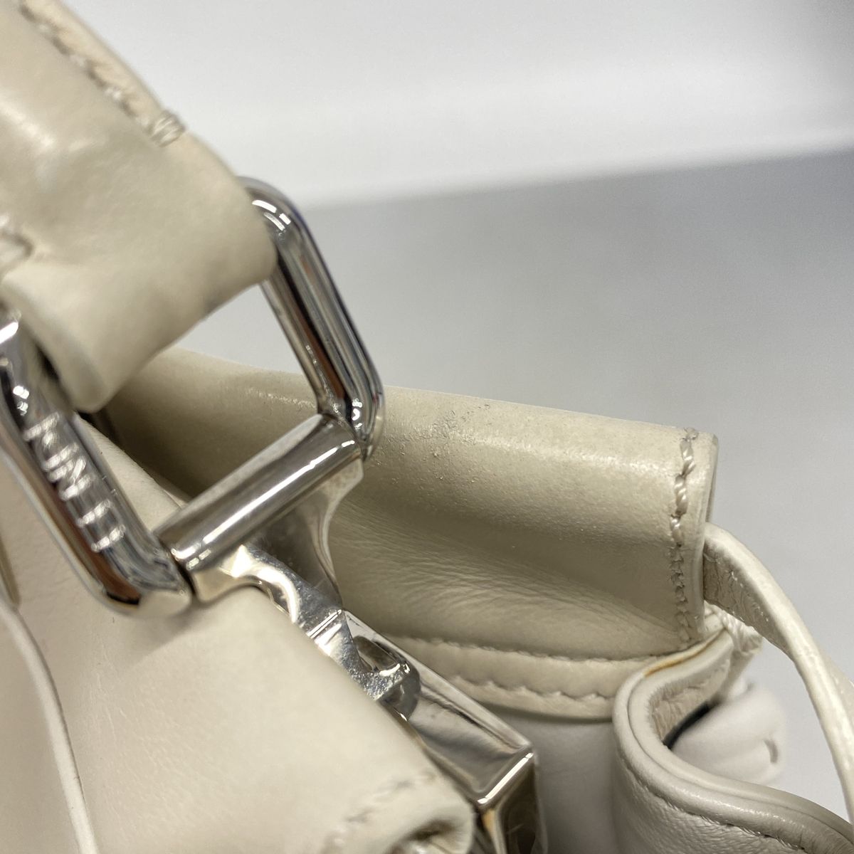 Fendi Handbag Peekaboo Leather White Silver — view 6