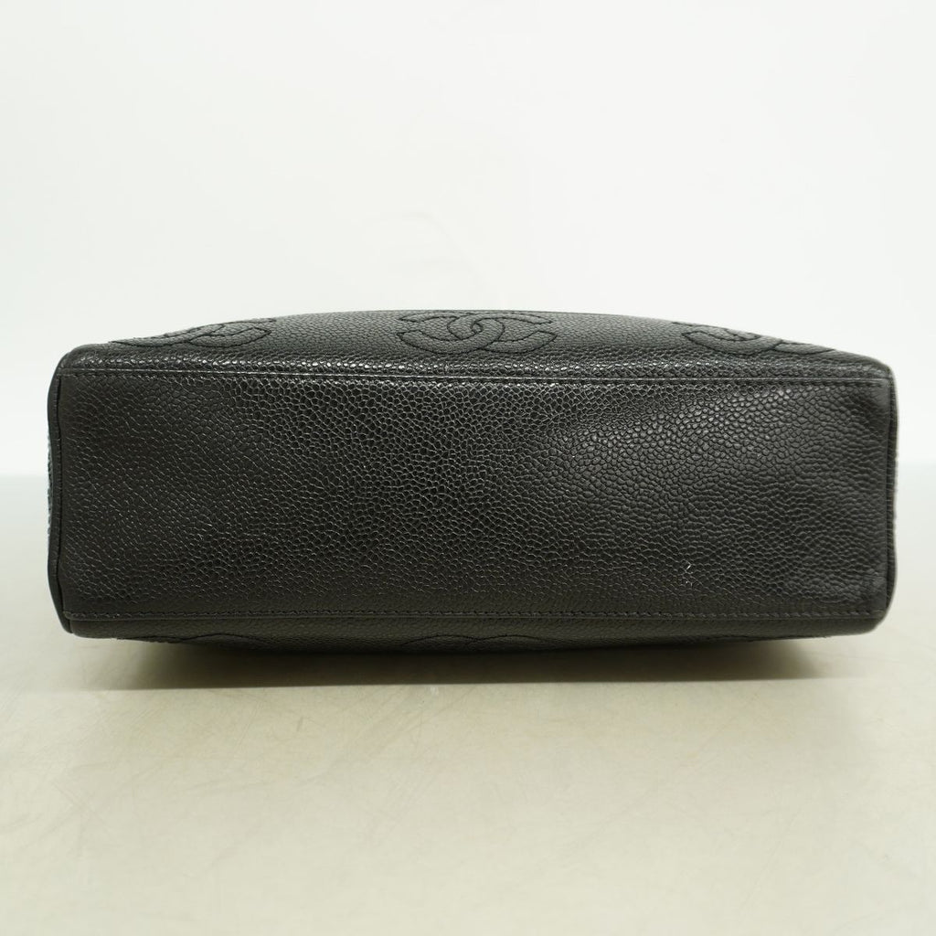 Chanel Shoulder Bag Triple Coco Caviar Leather Black Gold — view 3