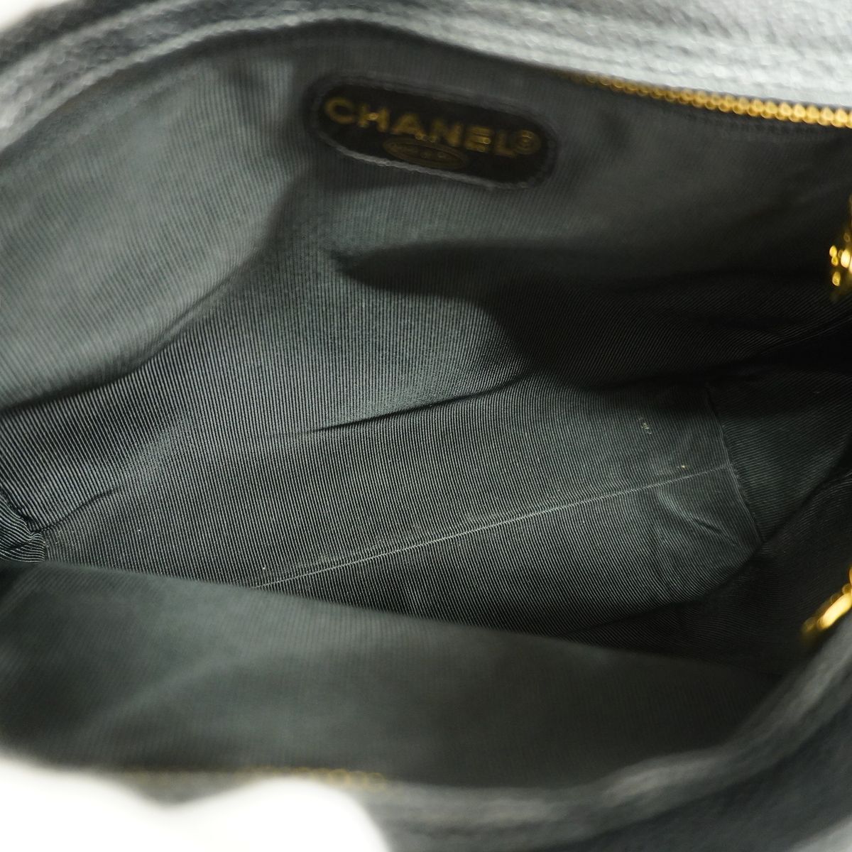 Chanel Shoulder Bag Triple Coco Caviar Leather Black Gold — view 4
