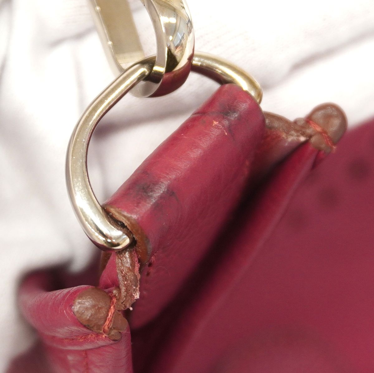 Hermes Shoulder Bag Evelyne Taurillon Clemence Ruby Silver — view 7