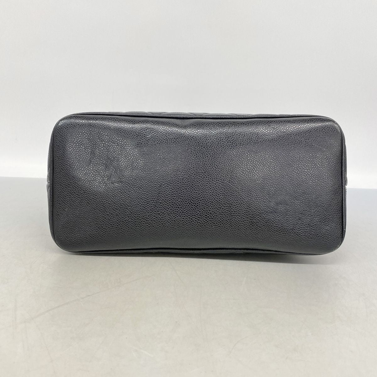 Chanel Tote Bag Reissue Caviar Leather Black Silver — view 3