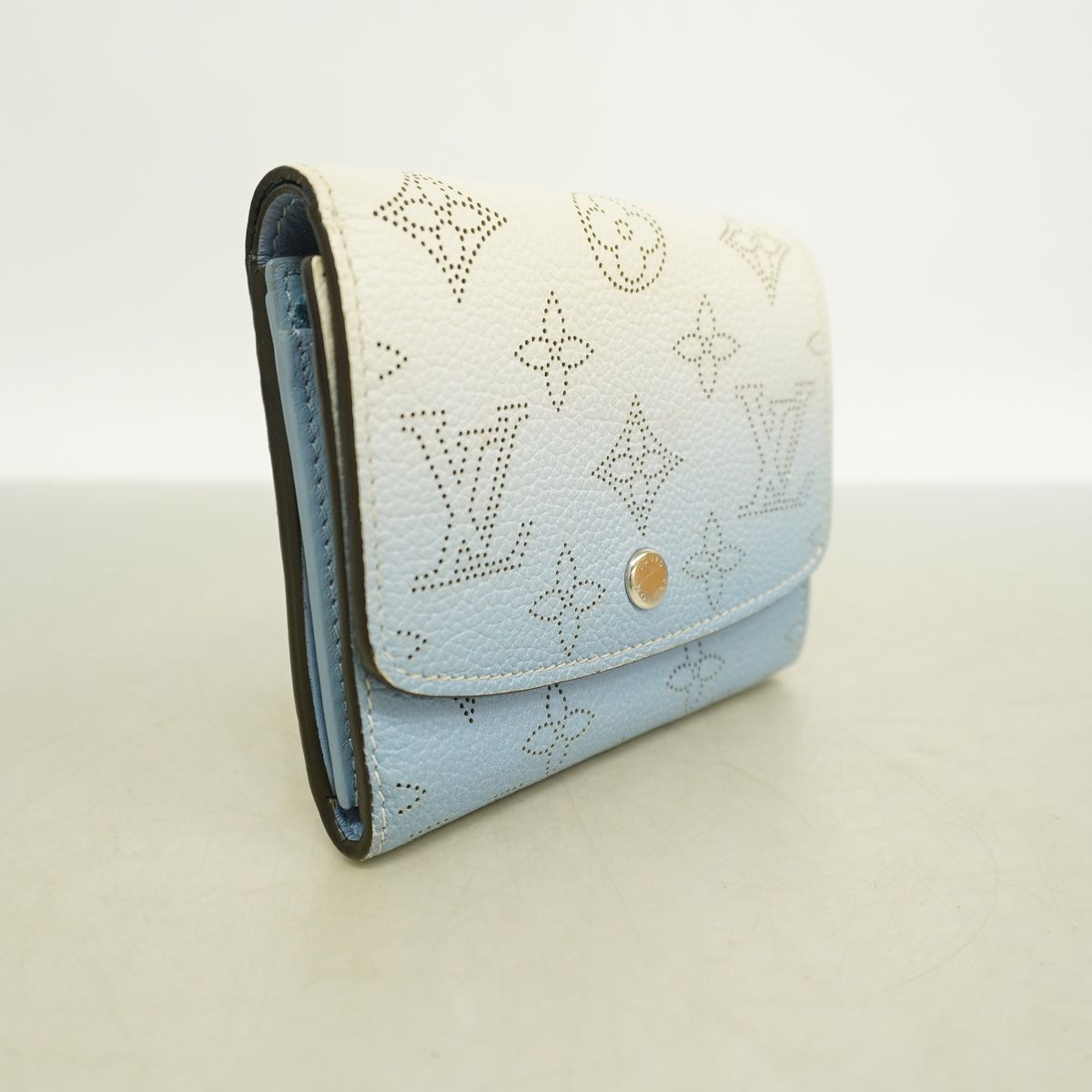 Louis Vuitton Wallet Mahina Portefeuille Iris Compact Blue White — view 2