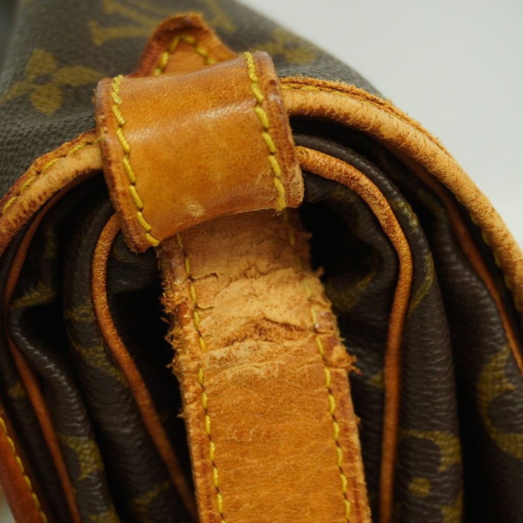 Louis Vuitton Shoulder Bag Monogram Saumur 35 Brown — view 6