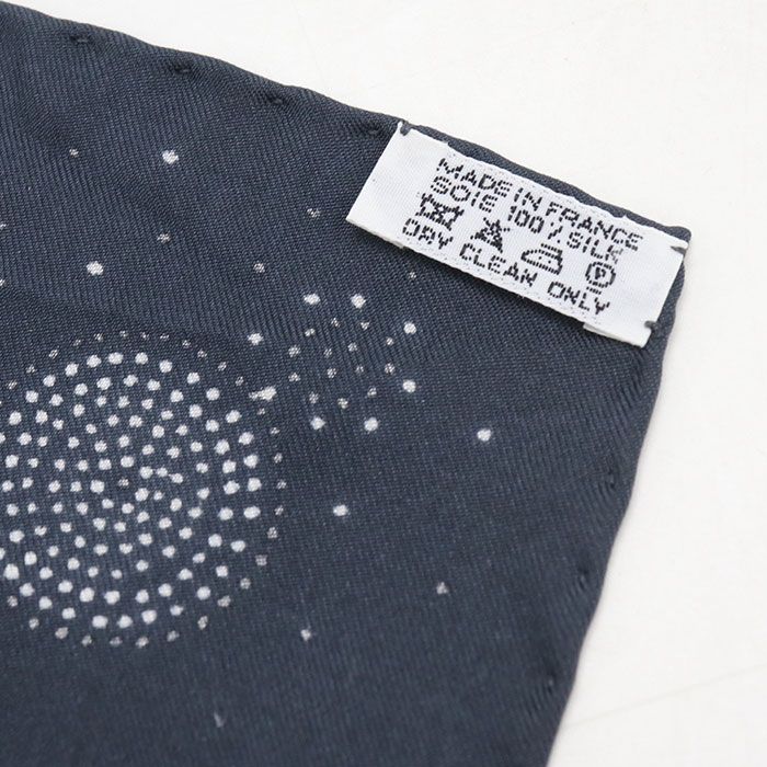 Hermes Carre 90 Scarf — view 5
