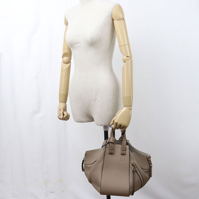 Loewe Small Hammock Handbag Calfskin — view 8