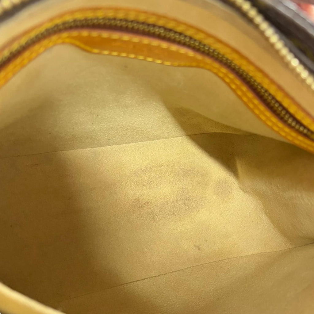 Louis Vuitton Looping MM Monogram Shoulder Bag Canvas Brown — view 7