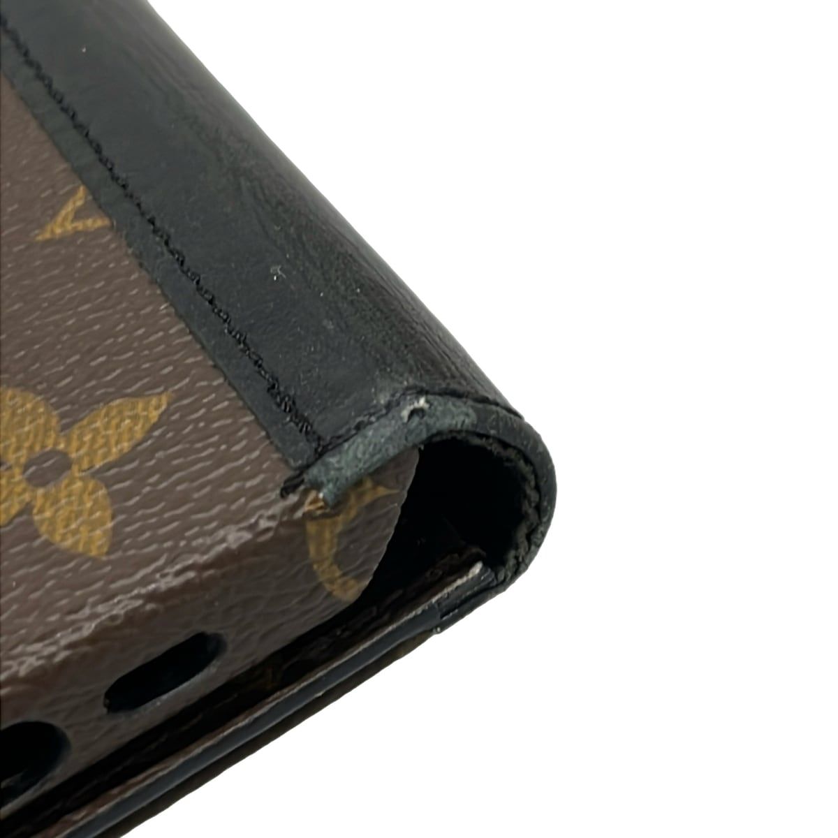 Louis Vuitton Mobile Phone Case Monogram Folio Noir — view 8