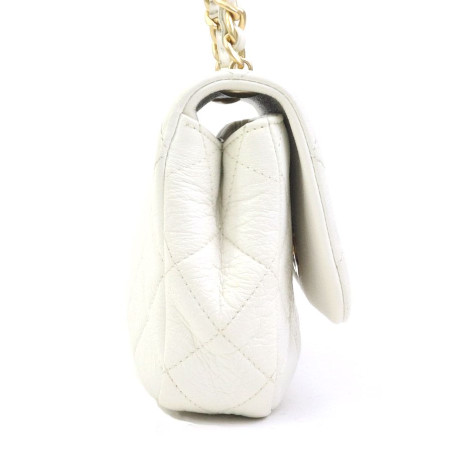 Chanel Shoulder Bag Cream — view 2