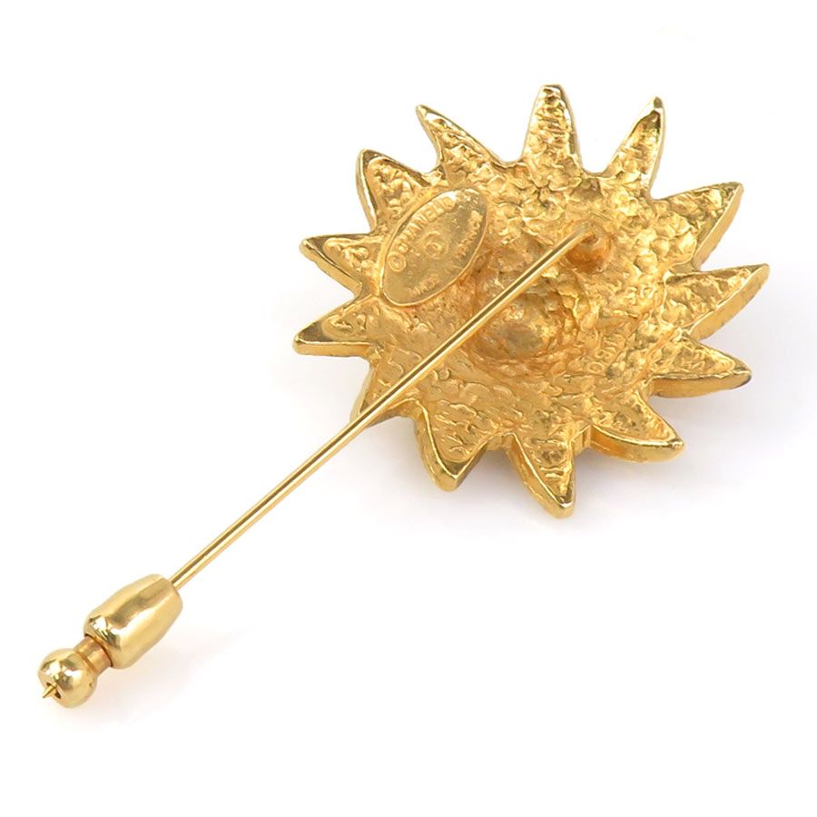 Chanel Brooch CC Logo — view 6