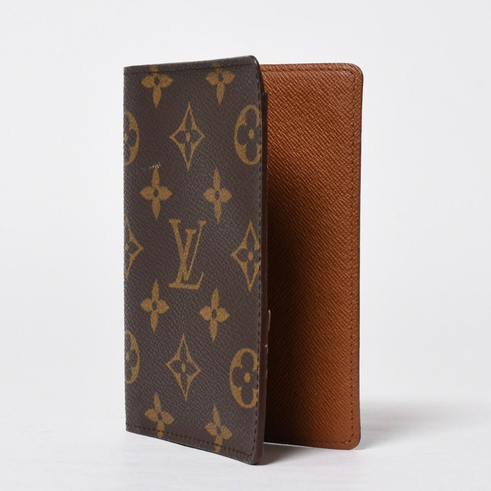 Louis Vuitton Couverture Passport Case Monogram Brown — view 4