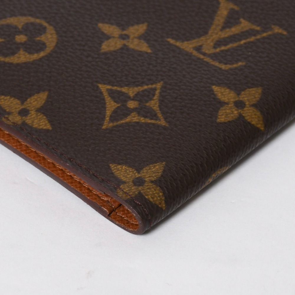 Louis Vuitton Couverture Passport Case Monogram Brown — view 6