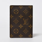 Louis Vuitton Couverture Passport Case Monogram Brown — view 2