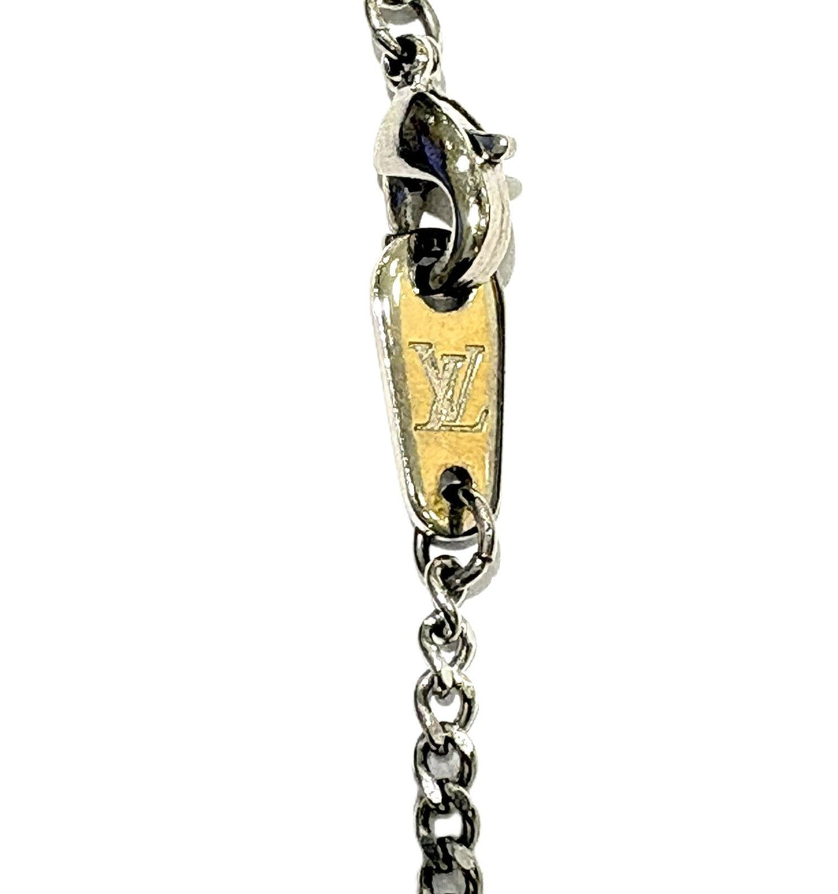 Louis Vuitton Collier LV Award Metal Necklace Stainless Steel — view 6