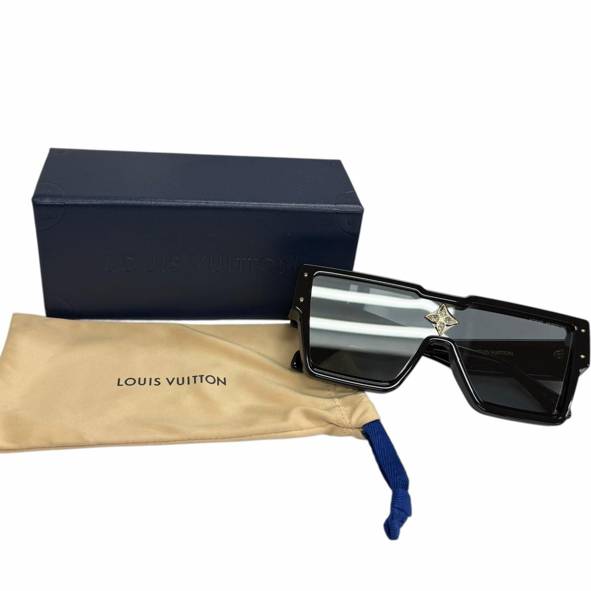 Louis Vuitton Sunglasses Cyclone Black Demo Lens Eyewear — view 2
