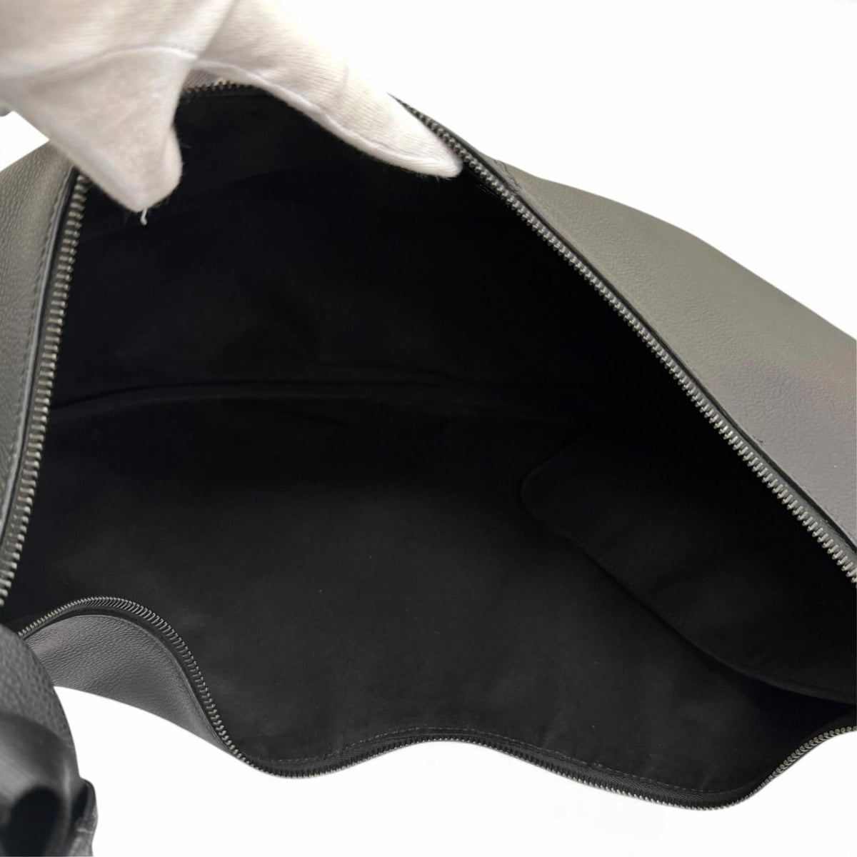 Fendi Leather Melon Large FF Metal Crossbody Hobo Shoulder Bag Black — view 8