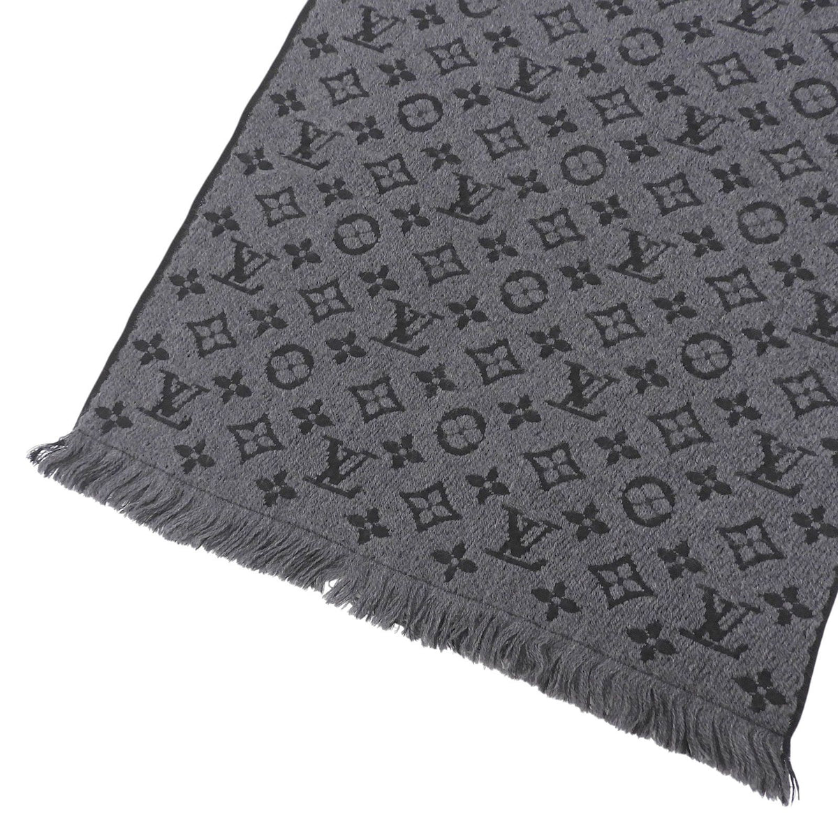 Louis Vuitton Echarpe Monogram Classic Wool 100% Fringe Scarf — view 6