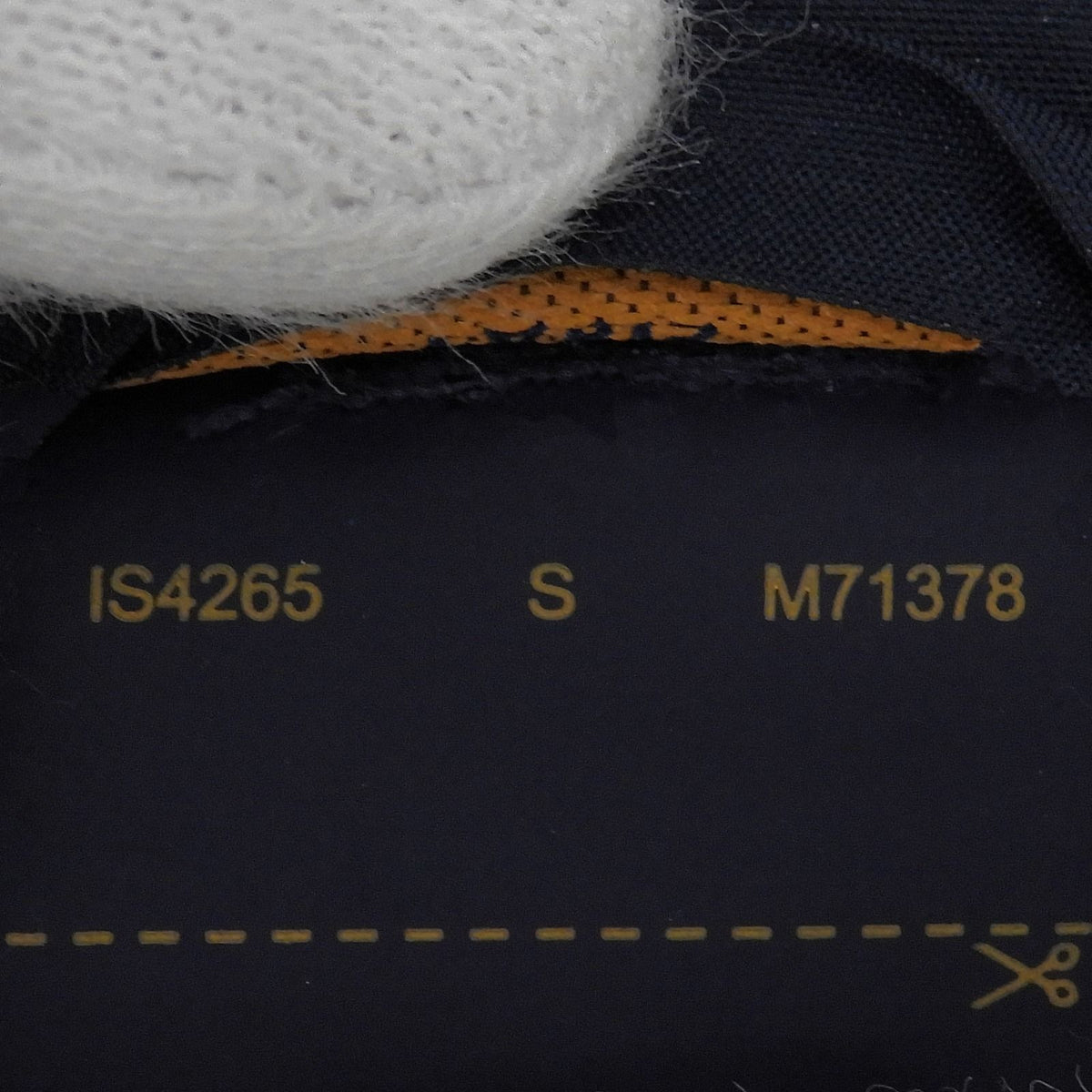 Louis Vuitton Shawl Monogram Denim Silk Fringe Scarf — view 8
