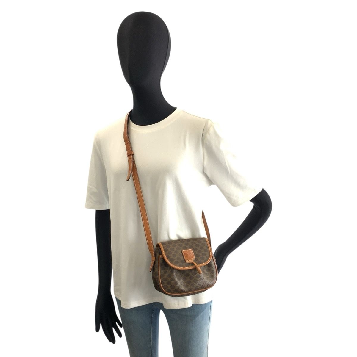 Celine Vintage Macadam Brown Leather Shoulder Bag Pochette — view 7