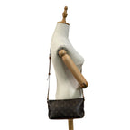 Louis Vuitton Trotteur Monogram Shoulder Bag Brown Vachetta Leather Gold — view 4