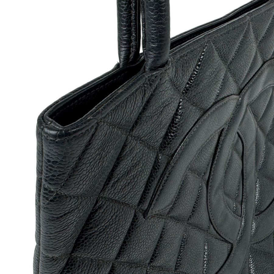 Chanel Tote Bag Reissue Black — view 7