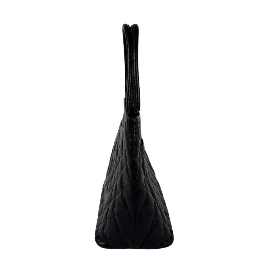 Chanel Tote Bag Reissue Black — view 2