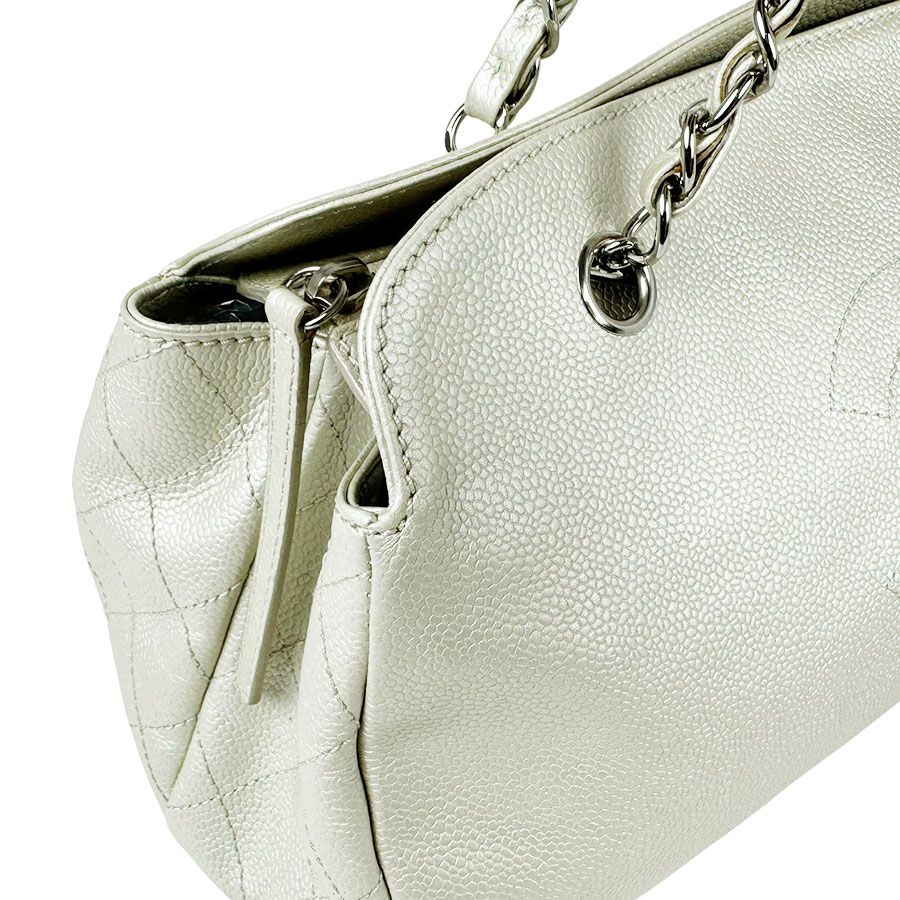 Chanel Shoulder Bag Silver — view 7