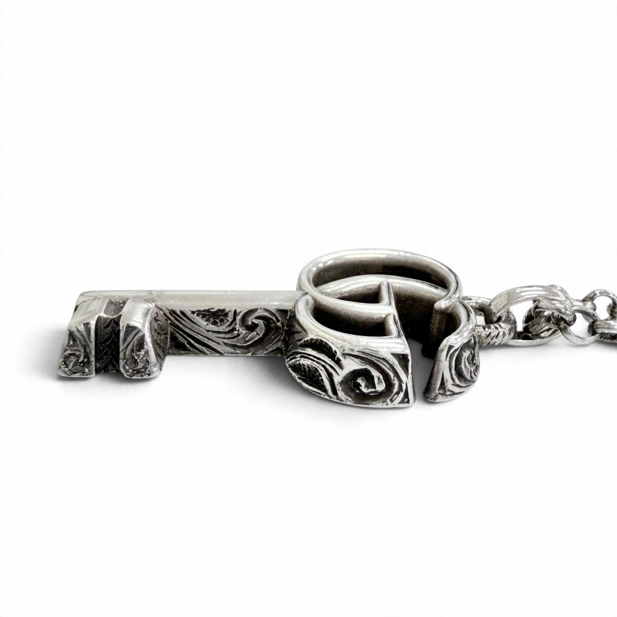 Gucci Arabesque Double G Key Pendant Silver — view 5
