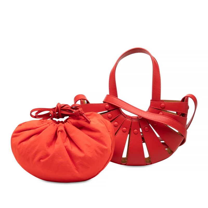 Bottega Veneta the Shell Shoulder Bag Drawstring Red Leather — view 6