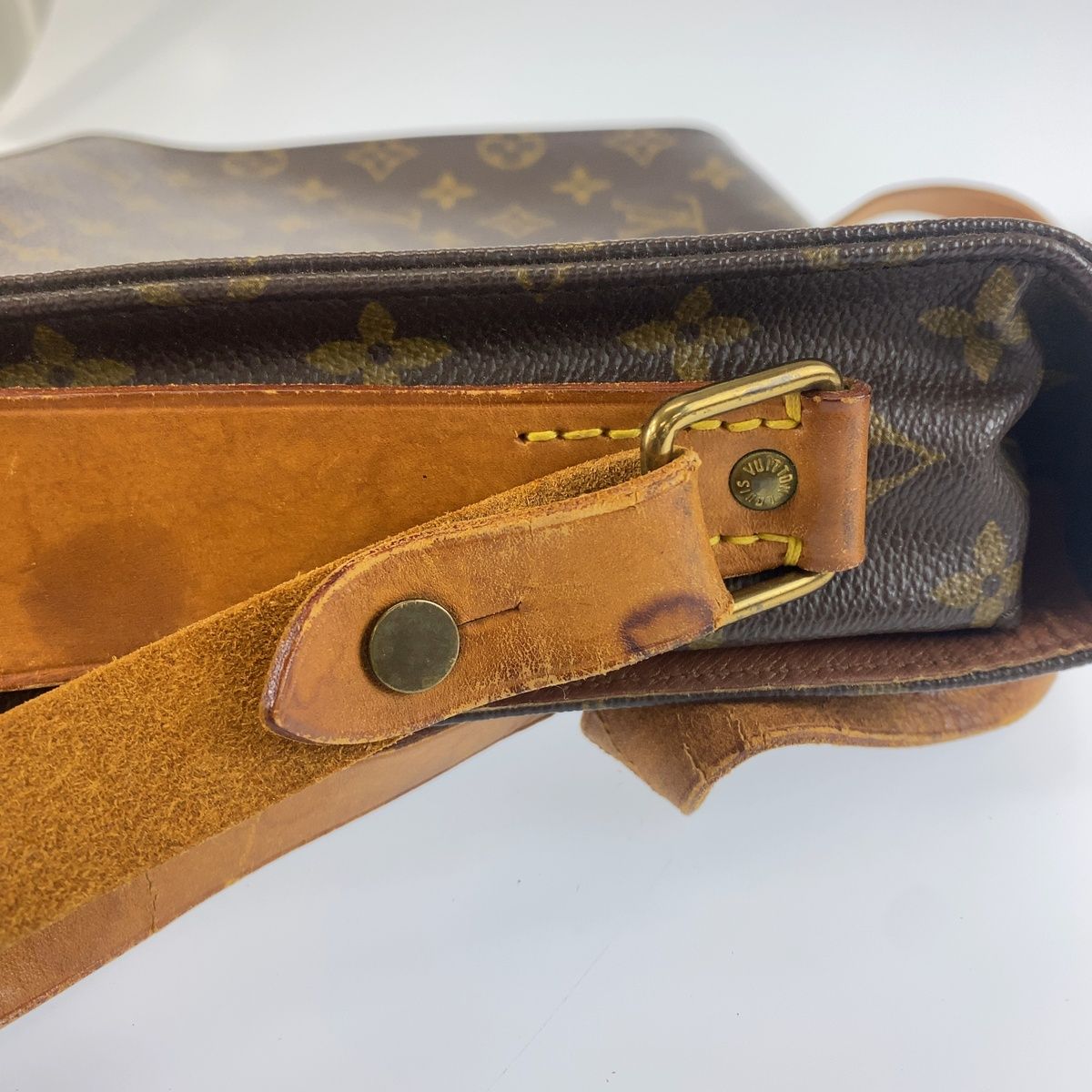 Louis Vuitton Monogram Cartouchiere GM Shoulder Bag Pochette Brown Gold Leather — view 6