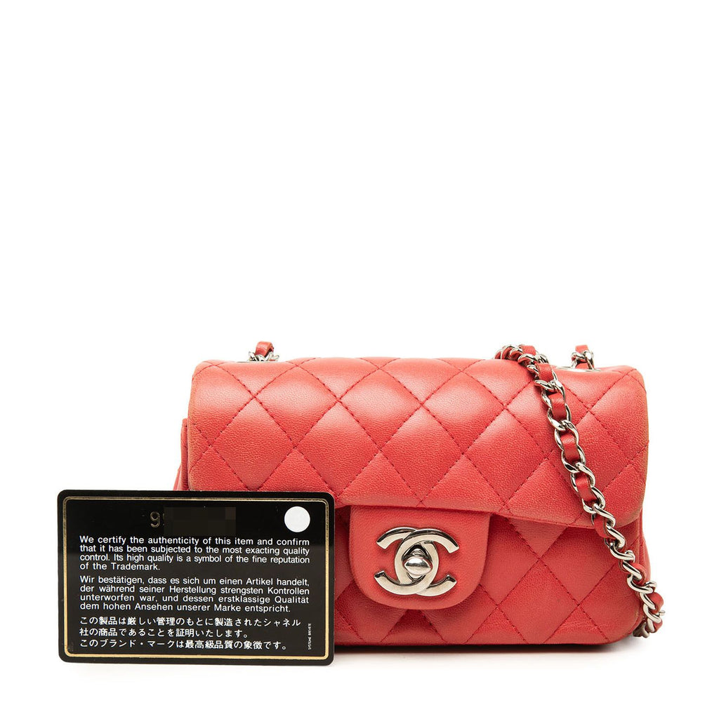 Chanel Quilted CC Logo Chain Shoulder Bag Pochette Red Silver Lambskin — view 7