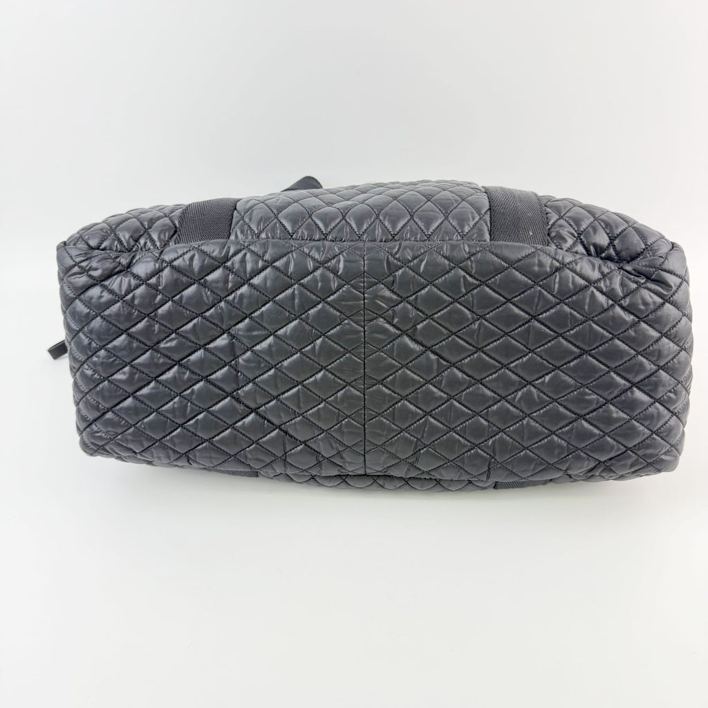 Chanel CC Logo Quilted Belt Handle Tote Shoulder Bag Black Silver Seal Vintage — view 5
