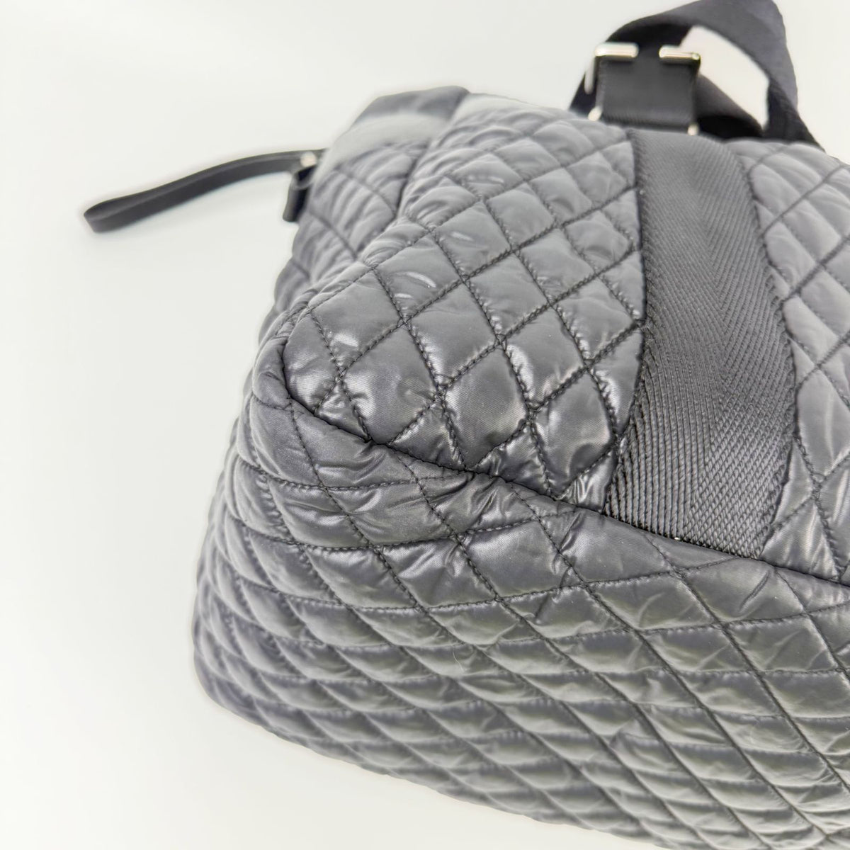 Chanel CC Logo Quilted Belt Handle Tote Shoulder Bag Black Silver Seal Vintage — view 6