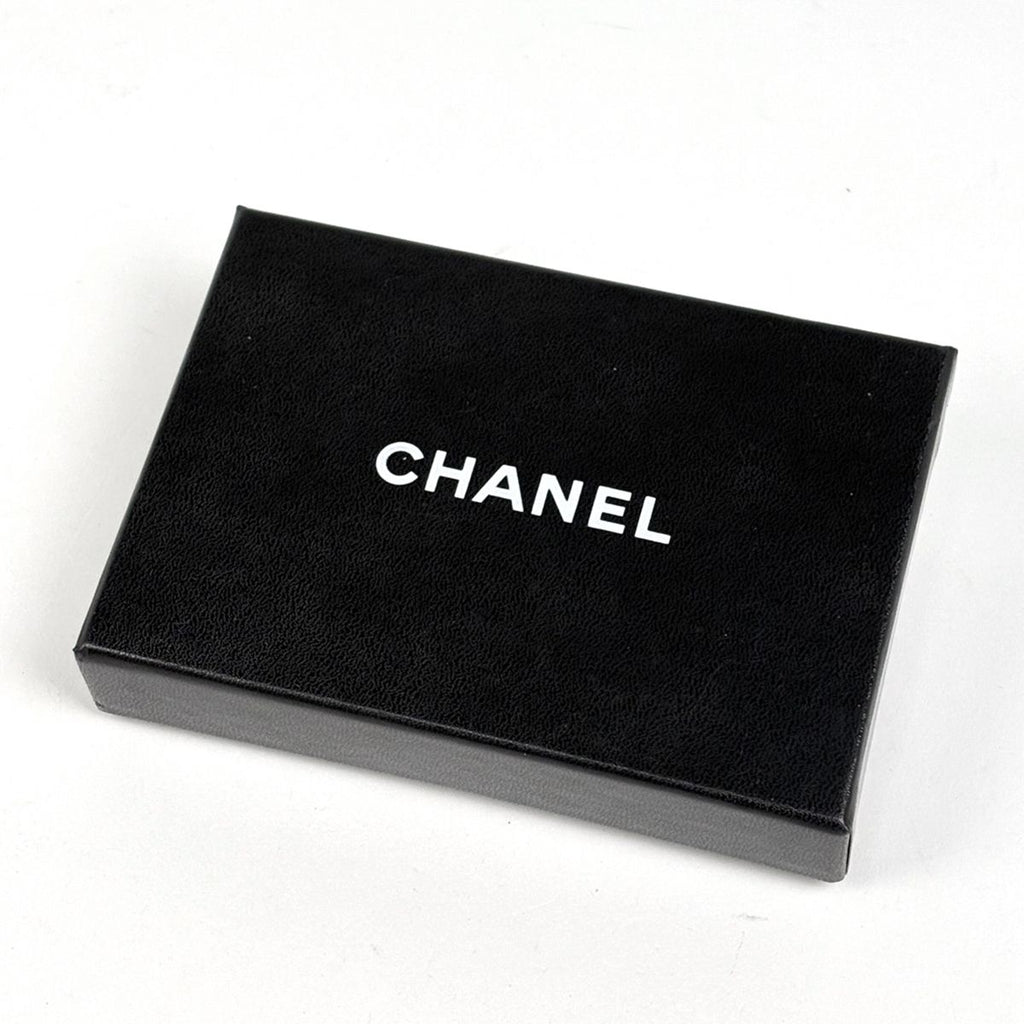 Chanel Necklace CC Logo Rhinestone Gold — view 7