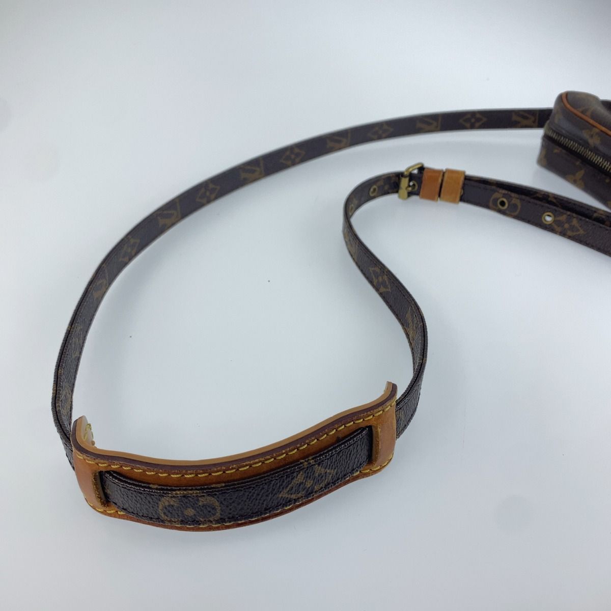 Louis Vuitton Monogram Amazone Brown Leather Shoulder Bag Pochette — view 6