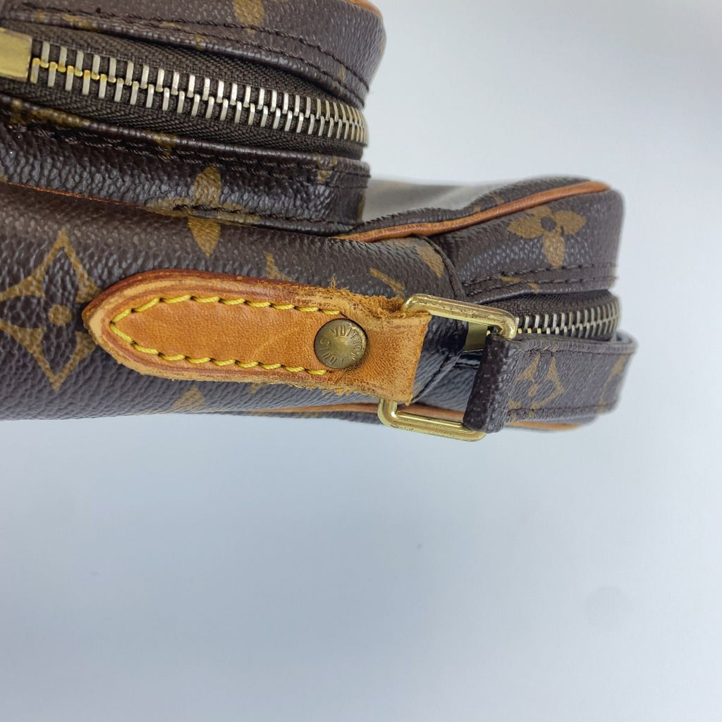 Louis Vuitton Monogram Amazone Brown Leather Shoulder Bag Pochette — view 8