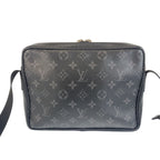 Louis Vuitton Taigarama Outdoor Messenger Noir Black Shoulder Bag — view 2