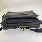 Louis Vuitton Taigarama Outdoor Messenger Noir Black Shoulder Bag — view 6