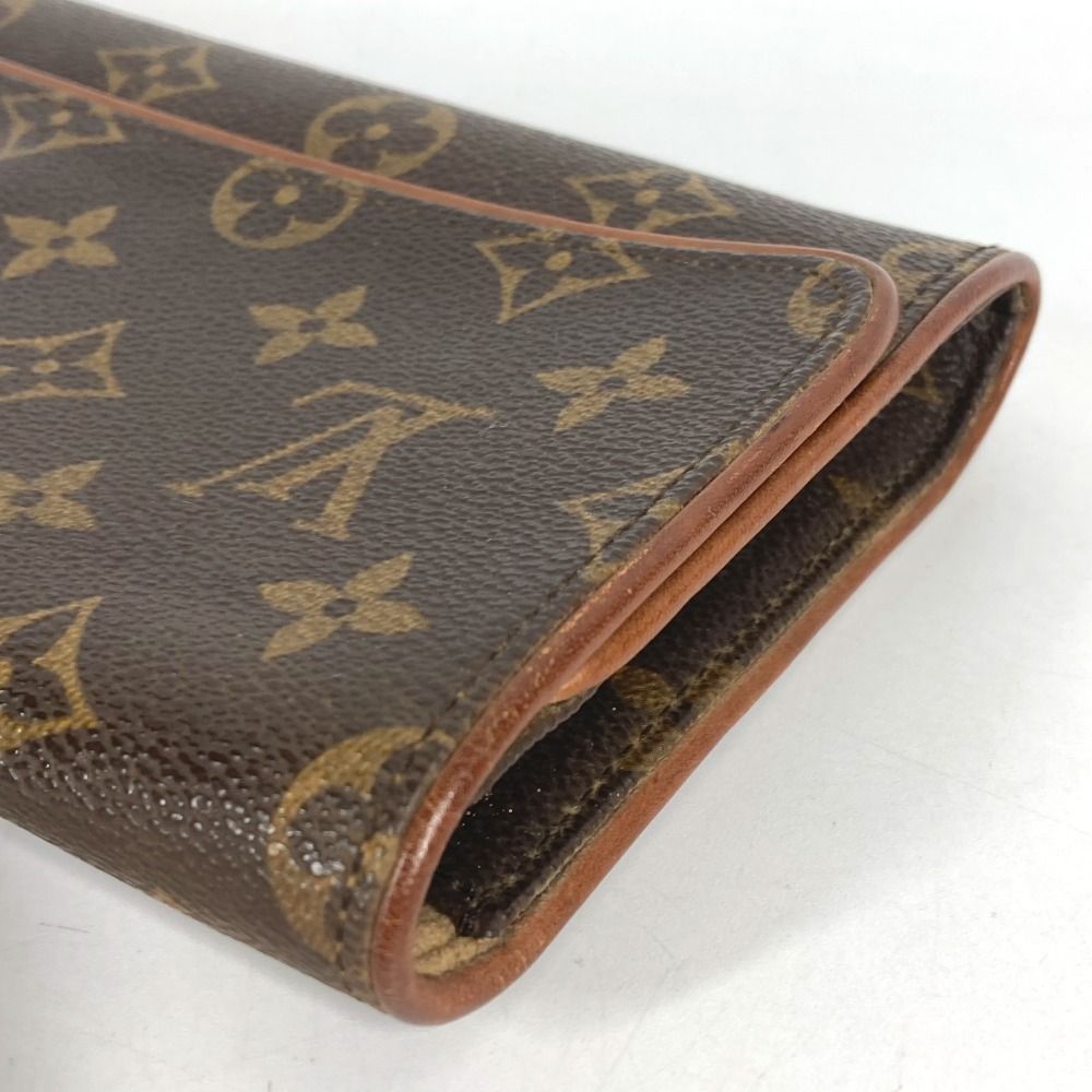 Louis Vuitton Shoulder Bag Pochette Twin GM Monogram Brown — view 6