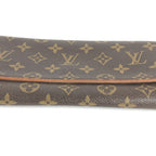 Louis Vuitton Shoulder Bag Pochette Twin GM Monogram Brown — view 3