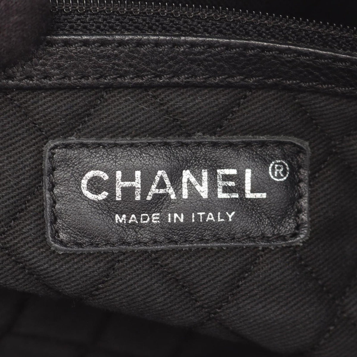 Chanel Tote Black Leather CC Logo Chain Hand B — view 9