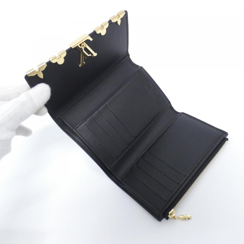 Louis Vuitton Taurillon Portefeuille Capucines Compact Wallet — view 5