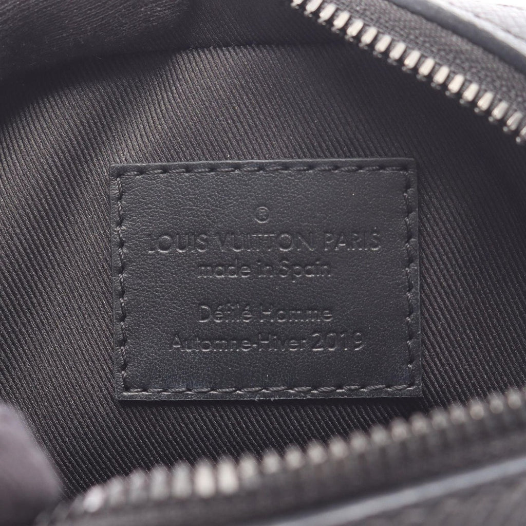 Louis Vuitton Shoulder Bag Danube Messenger Noir Black Rainbow Leather — view 4