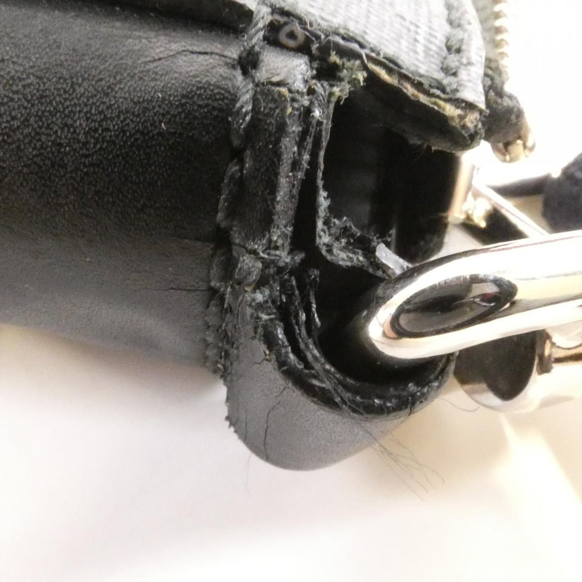 Gucci Courrier Shoulder Bag — view 7