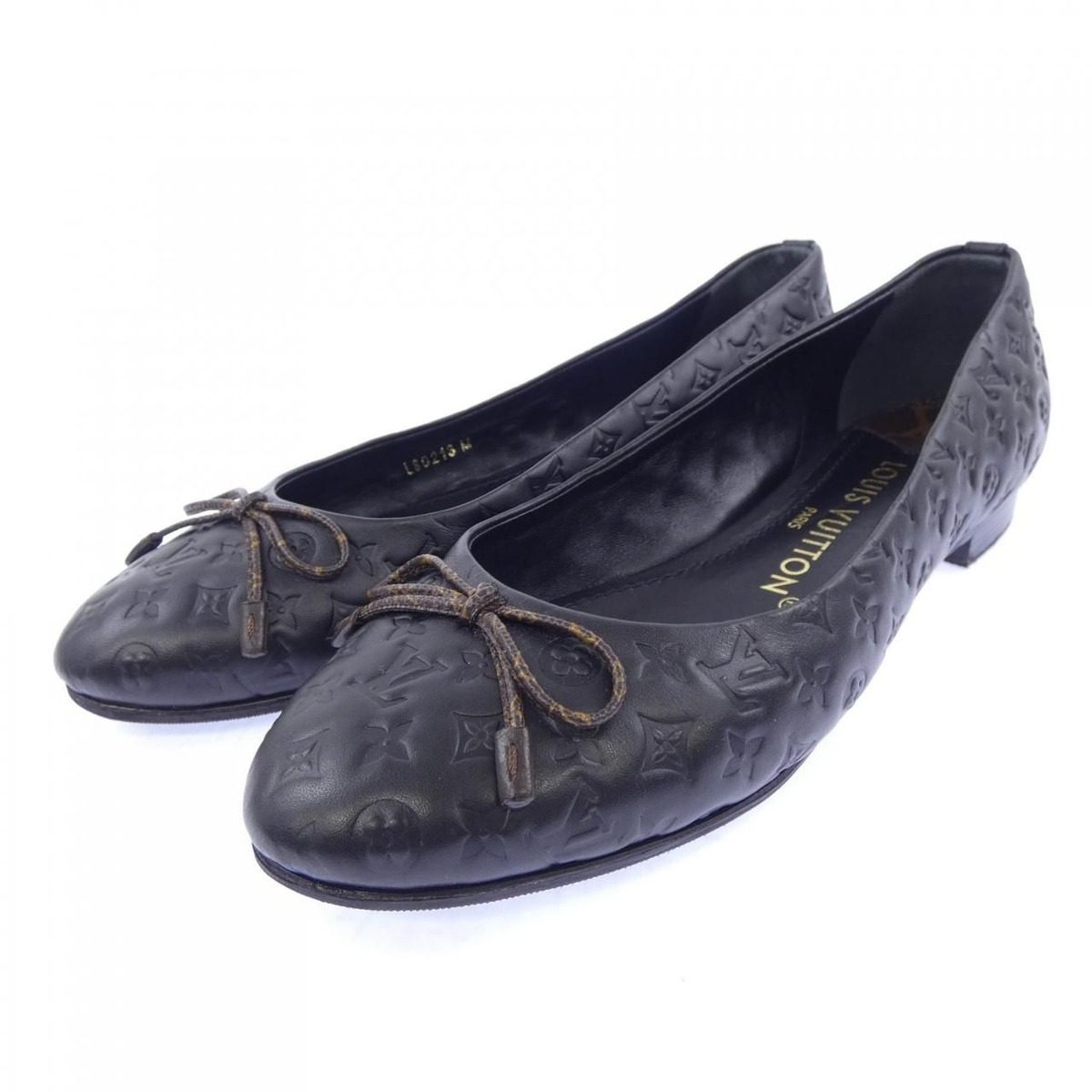 Louis Vuitton Nina Line Flat Shoes — view 3