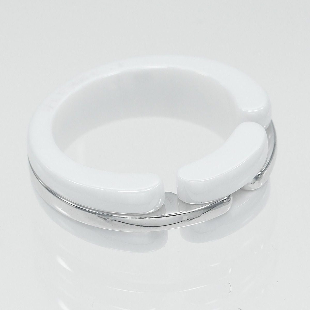 Chanel Ultra Gold Ceramic Ring — view 5