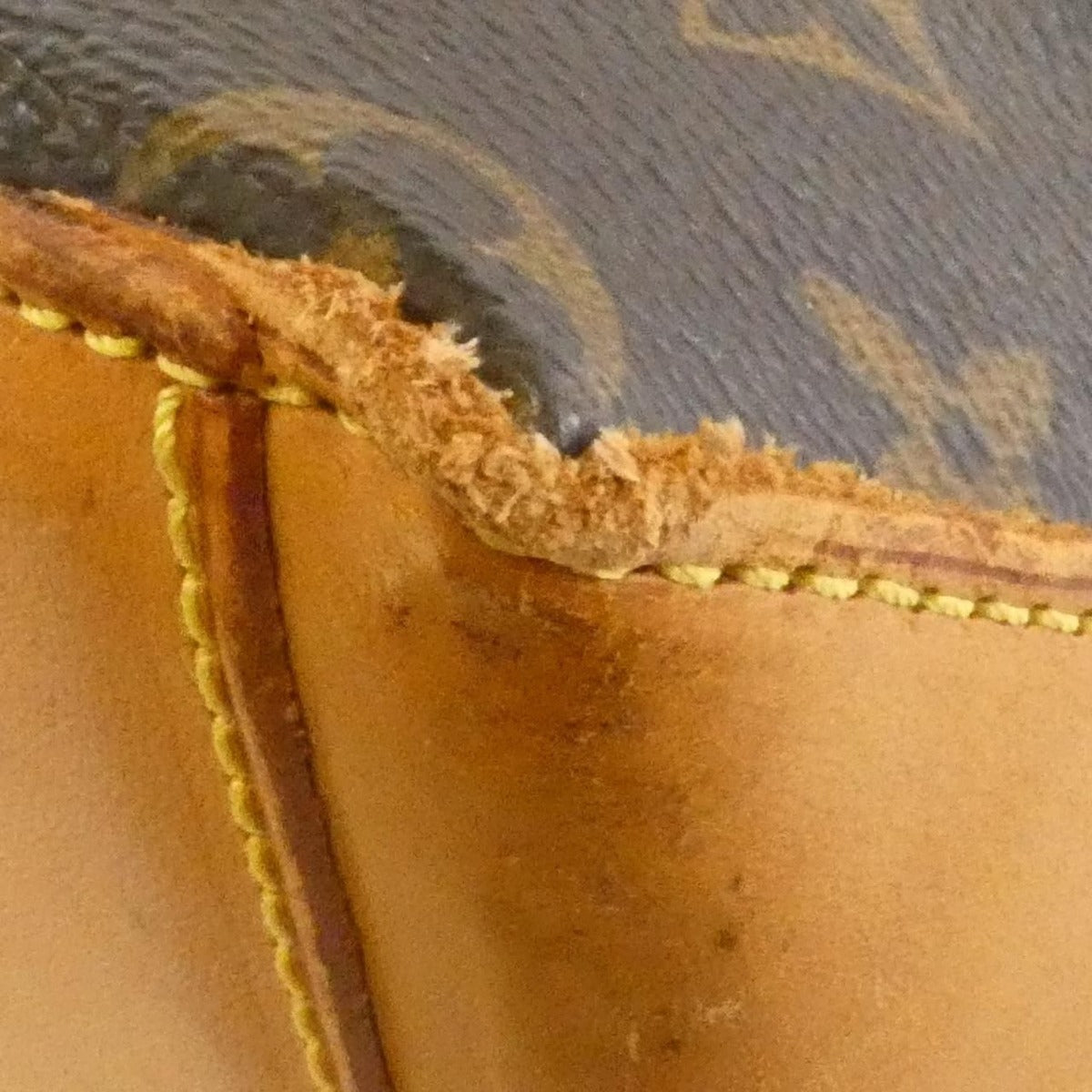 Louis Vuitton Monogram Cabas Mezzo Bag — view 3