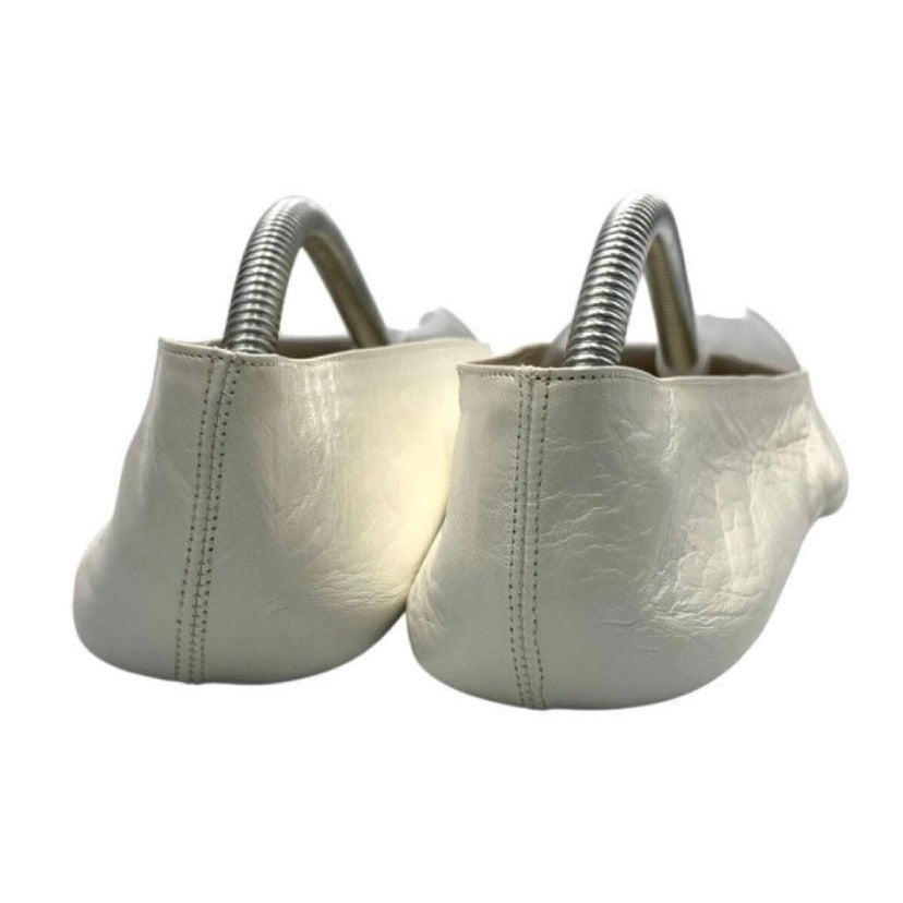 Chanel Flat Shoes with Leather Pouch Punching CC Logo White — view 7