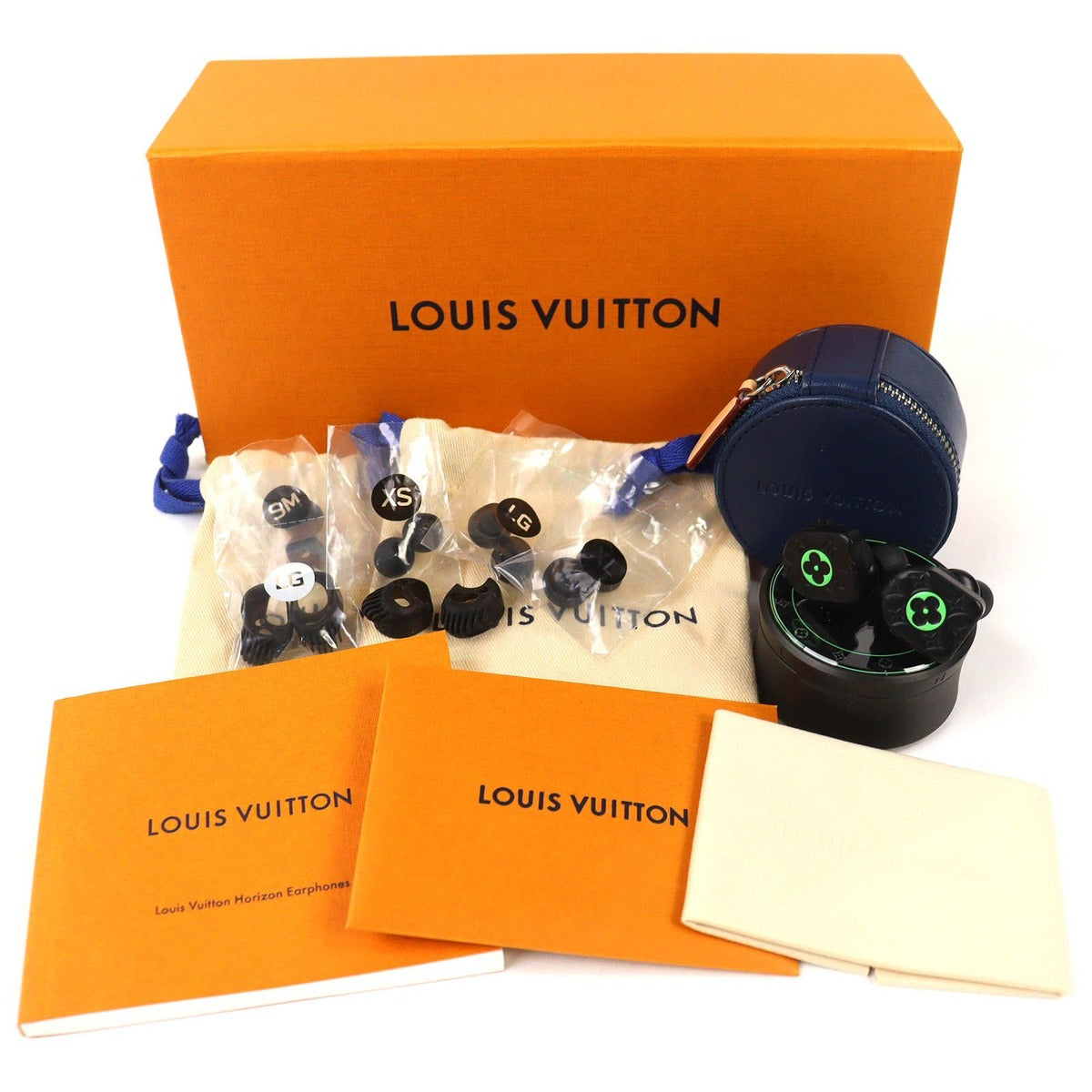 Louis Vuitton Qab160 Horizon Bluetooth Wireless Earphones Connection Operation — view 2