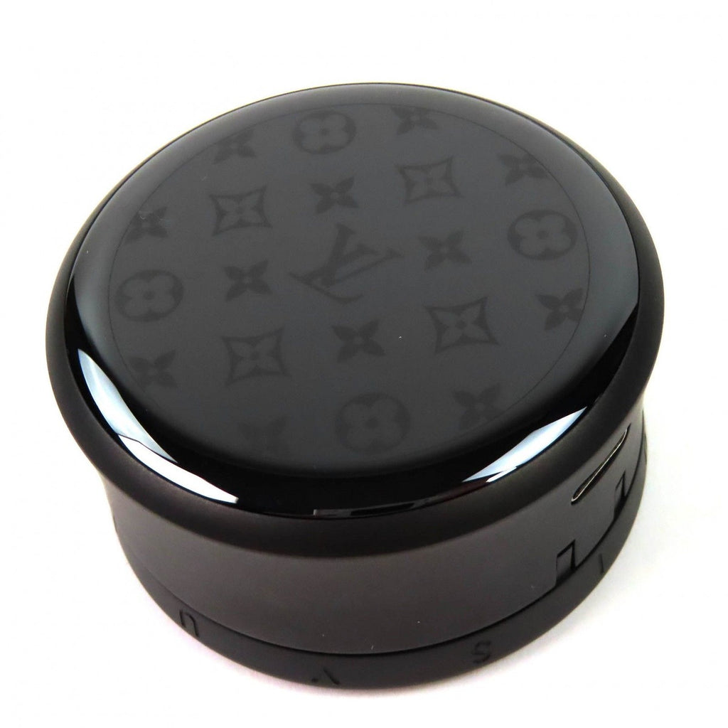 Louis Vuitton Qab160 Horizon Bluetooth Wireless Earphones Connection Operation — view 6